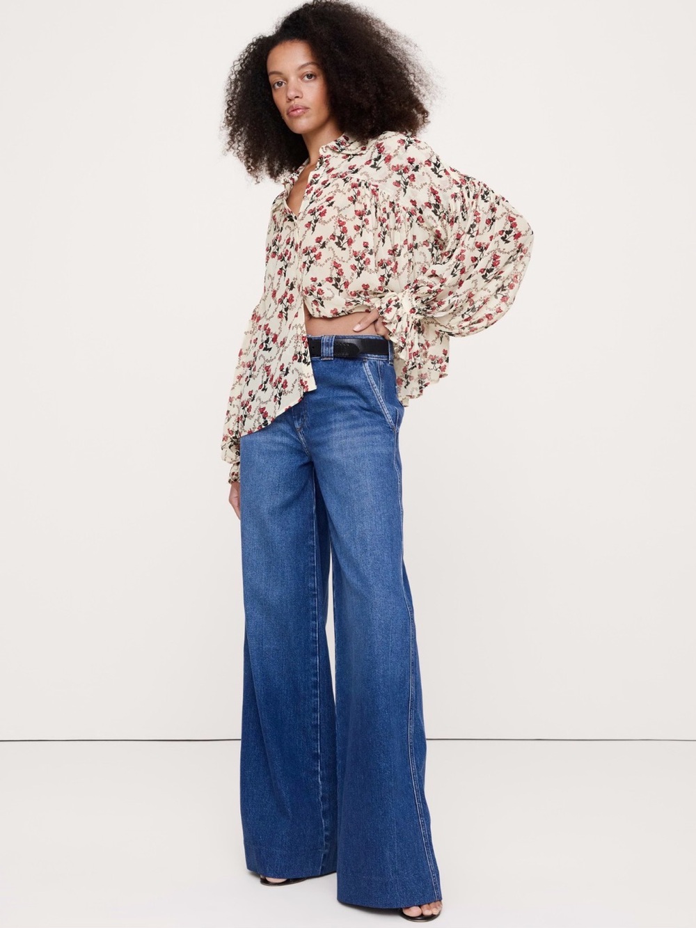 Banana Republic Viscose Ballon-Sleeve Blouse Extra Small New with tags